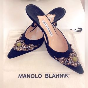 MANOLA BLAHNIK Black Slip On Kitten Heel Mules with Jewels. Size 40